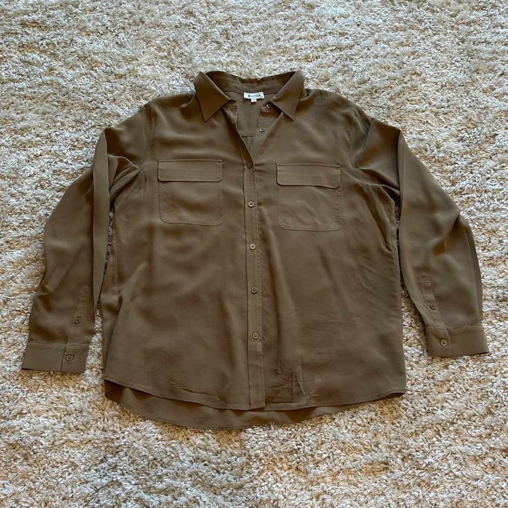 Women's Classic Silk Button-Down Shirt with Breast Pocket Details